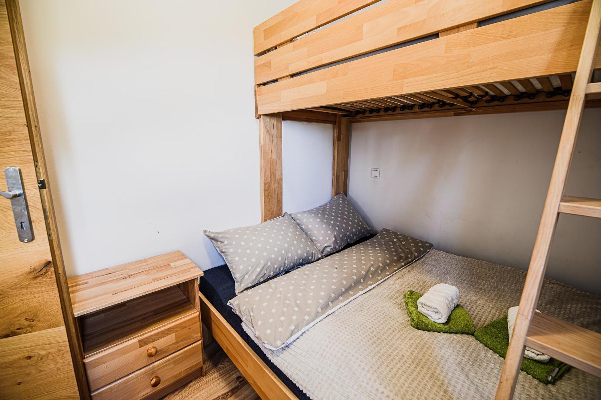 Ferienwohnung Eko Pony Ranch Ogrizek Podčetrtek Zimmer foto